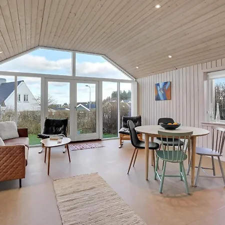 2 Bedroom In V * Esbjerg