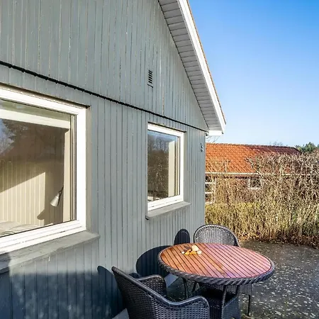 2 Bedroom In V *