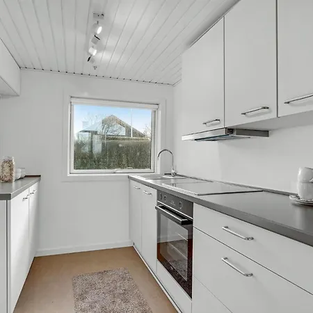2 Bedroom In V Esbjerg